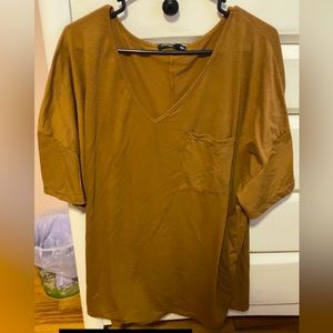 SHEIN Curve Caramel Brown T-Shirt with Pocket- Size: 4X